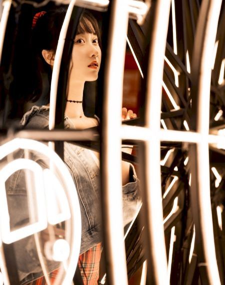 婷婷六月综合网_BD英语手机在线观看